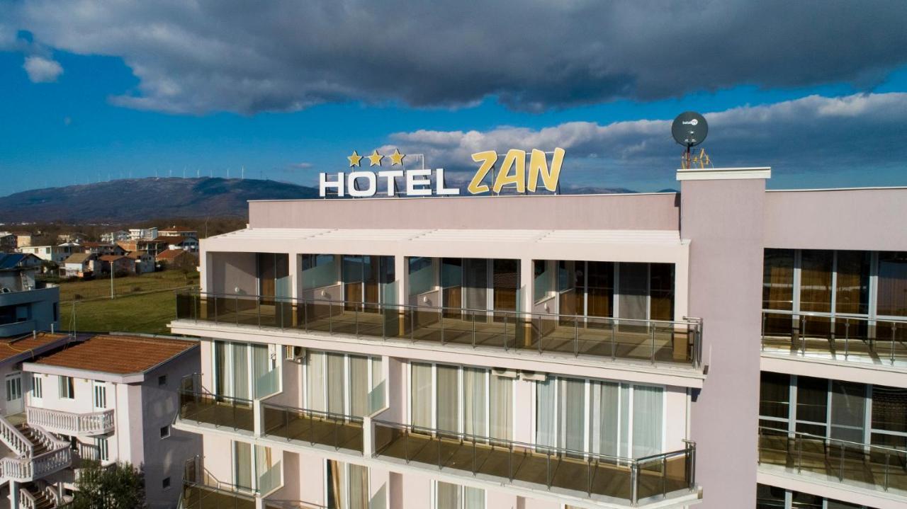 Hotel Zan Ulcinj Buitenkant foto